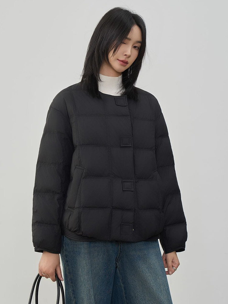 现货2025年新款90白鸭绒休闲圆领时尚羽绒服女,女装羽绒服,阳光伊恋