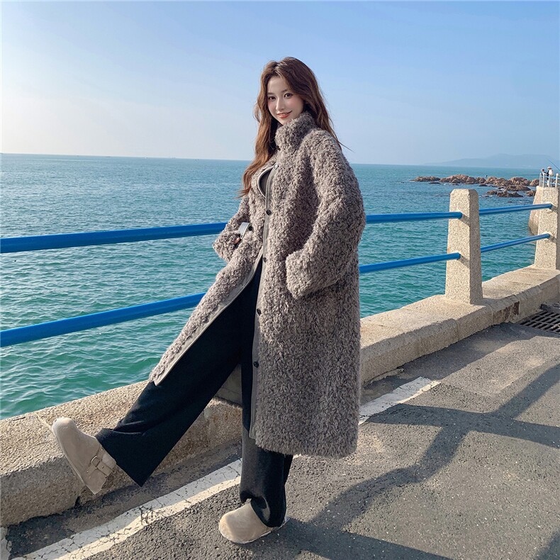 新款现货款号7758烟灰色皮毛一体P235K328,女装毛呢外套,2D043
