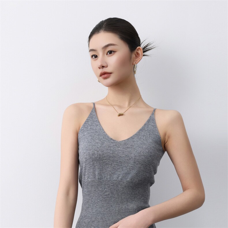 新款羊毛女马甲V领无袖背心短款针织衫,女装背心吊带,庆大羊绒