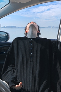 亨利领长袖T恤男春秋款潮流痞帅肌理感打底衫青少年宽松休闲上衣图片