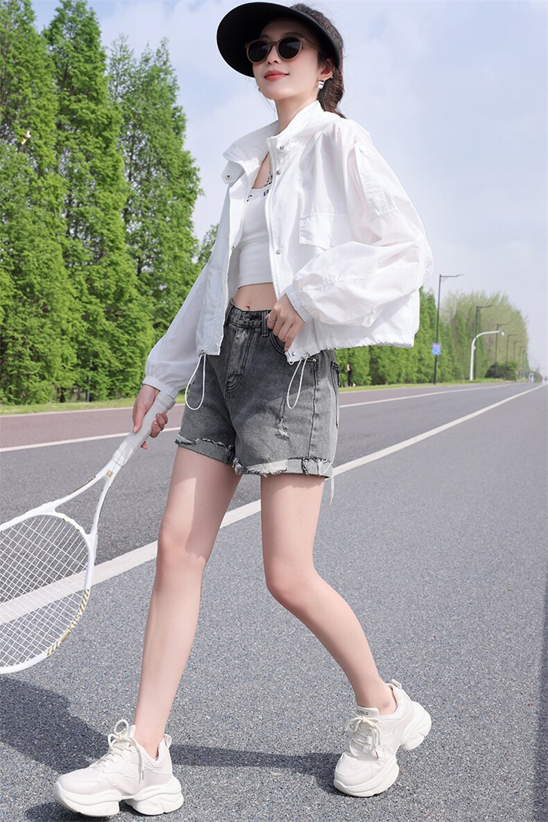 夏季薄款透气防晒衣短外套女2024新款小个子百搭休闲立领开衫上衣,女装防晒衣,依万里