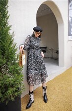 韩版收腰碎花连衣裙，女装连衣裙，漫菲妮