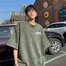 绿色