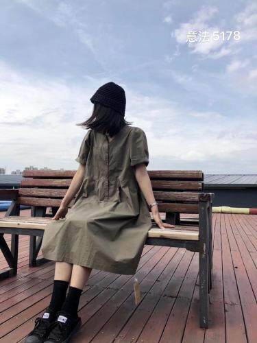春夏款日韩风连衣裙，女装连衣裙，金子