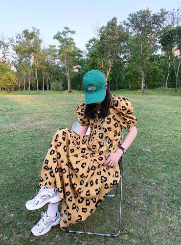 绑绳大豹点连衣裙，女装连衣裙，last name