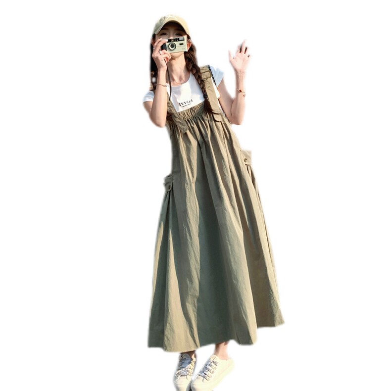ootd穿搭慵懒风军绿色工装背带连衣裙女夏2025超火好看长裙两件套,女装运动套装,浙宝285（原212）