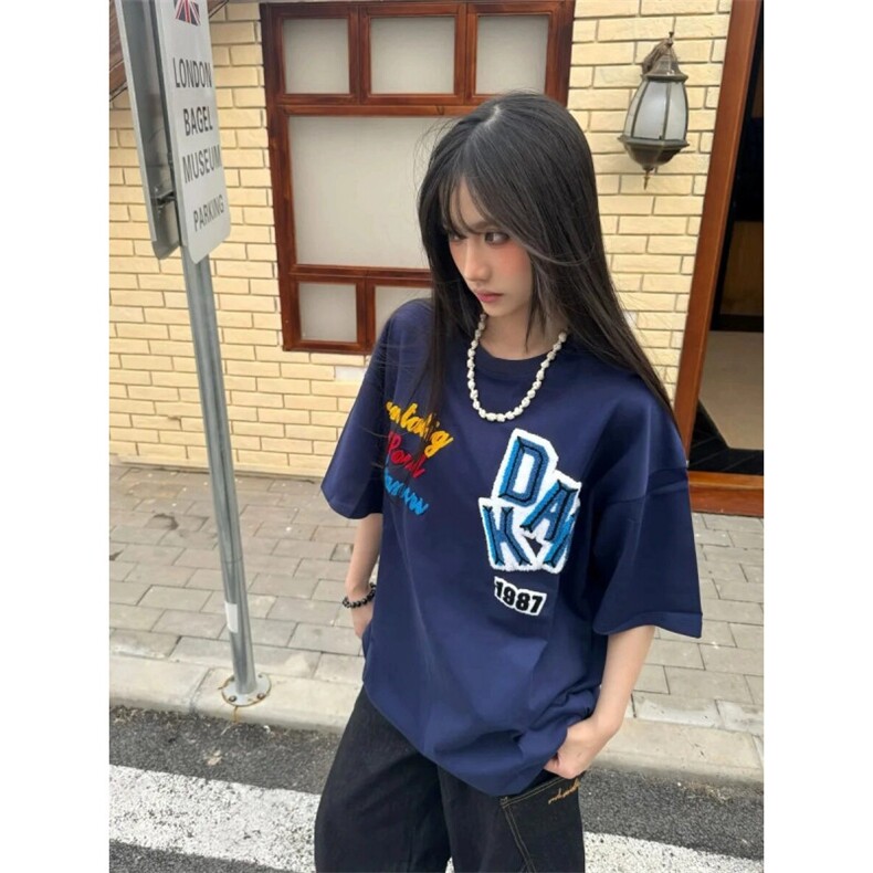 H0519-p35毛巾绣+发泡印花大尺寸包边拉肩短袖T恤衫,女装T恤,星座617A-2