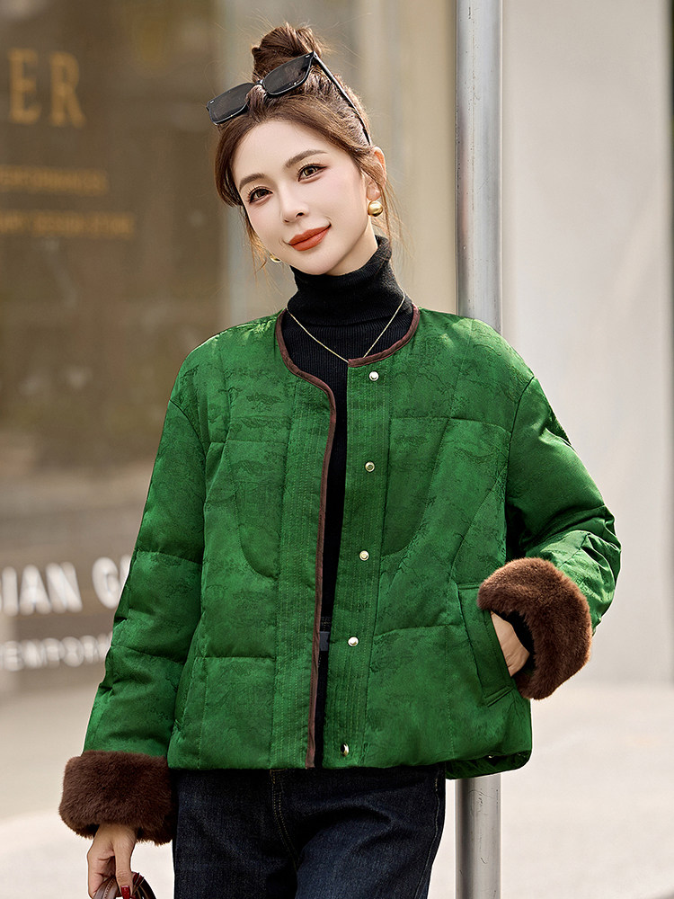 复古提花新中式国风羽绒服女2025冬季新款时尚气质拼接白鸭绒外套,女装羽绒服,依如秀(原杭风阁)
