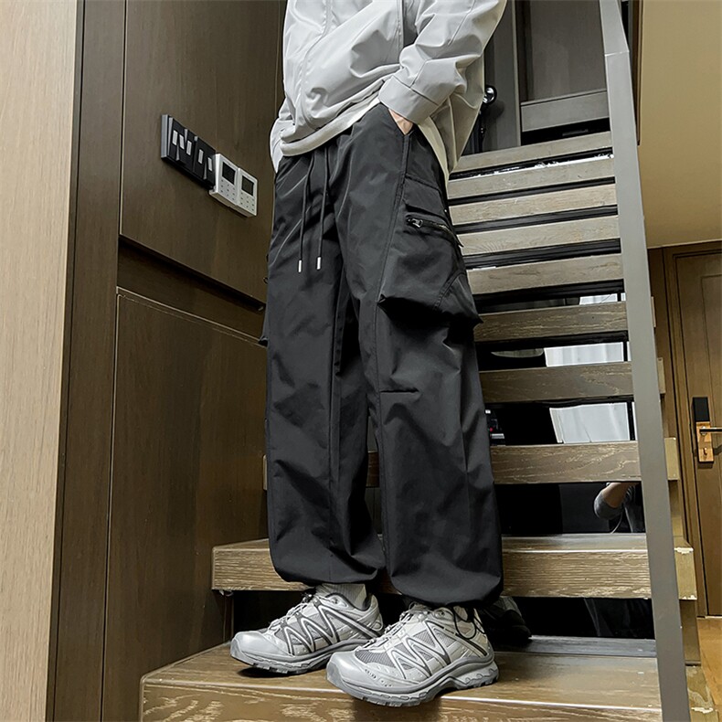户外冲锋运动裤子男春夏2025新款休闲工装裤潮牌伞兵裤宽松直筒裤图片