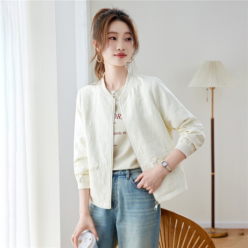 2026年春季棒球领轻薄刺绣格纹棒球服短外套棒球服上衣,女装短外套,简韵佳