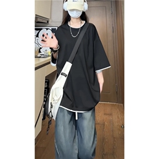 黑色