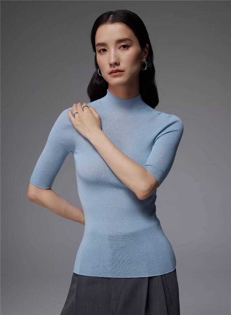 早秋款半高领时尚百搭显瘦修身版型短袖,女装T恤,挚尚羊绒