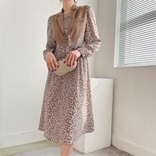 2022#春款 货号6006黑色，咖色SML，其它，序儿