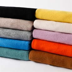 秋冬儿童圆领童装时尚百搭通勤简约休闲，童装儿童羊绒衫，亚东羊绒制品