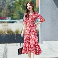 2023夏季新款气质V领时尚优雅不规则裙摆腰部系带收腰长裙，女装连衣裙，贵人树