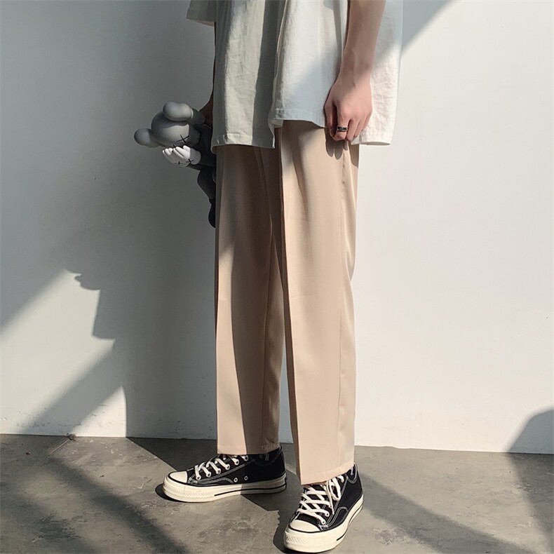 灰色