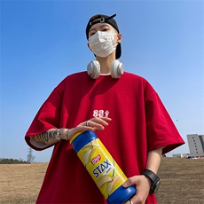 酒红色
