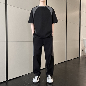 短袖t恤男士夏季ins潮牌帅气百搭运动套装休闲搭配一套上衣服男装图片