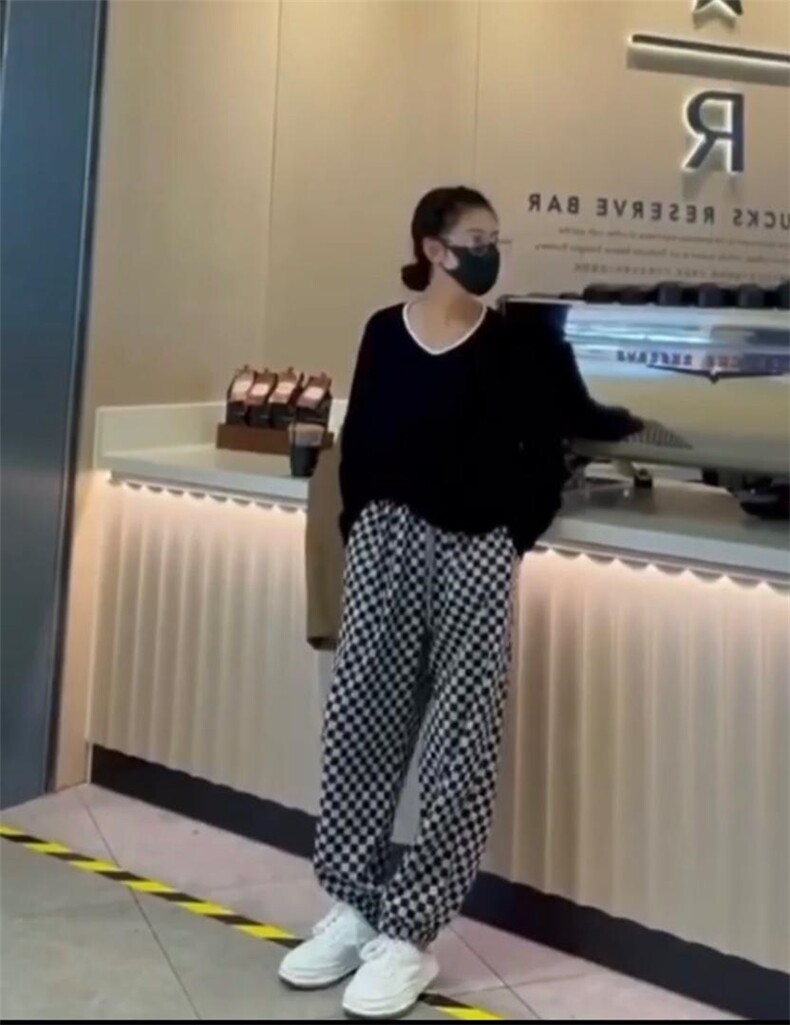 2022年秋季新款百搭运动宽松显瘦棋盘格休闲裤,女装休闲裤,L·H·X