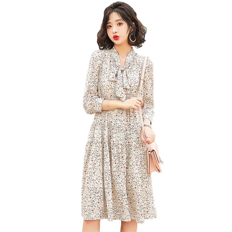 2021年春季花色杏色A型A字裙雪纺25-29周岁韩版印花连衣裙,女装连衣裙,寒都衣屋