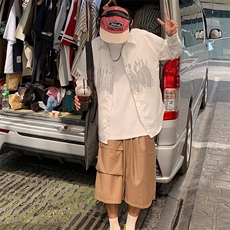 白色