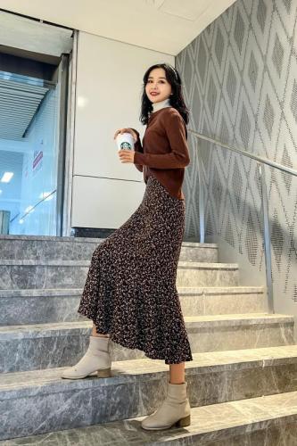 现货春夏装新款鱼尾半裙,女装半身裙,潮溢