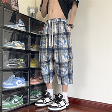 蓝色