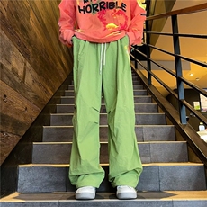 绿色