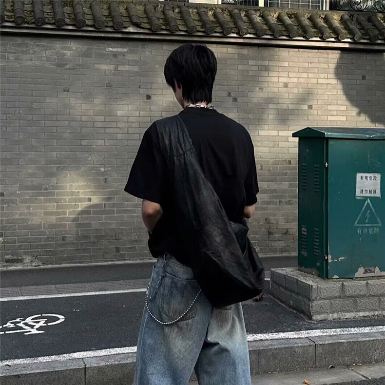 2025暗黑系蝴蝶印花短款短袖男女情侣小众宽松欧美高街氛围感T恤,男装T恤,星座506A