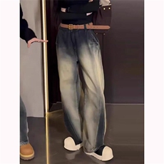 蓝色