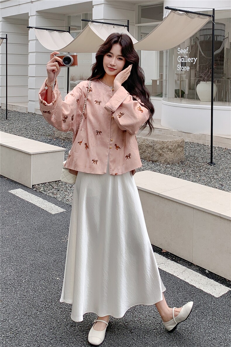 新中式潮风小马刺绣短外套H261P175K288,女装短外套,红龙果