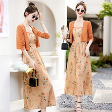 碎花吊带两件套连衣裙女夏季时尚流行复古法式套装裙子夏外搭开衫，女装套装/套裙，布芭啦