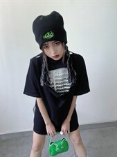 设计师款破洞字母T恤，女装T恤，YSQ Boomboom