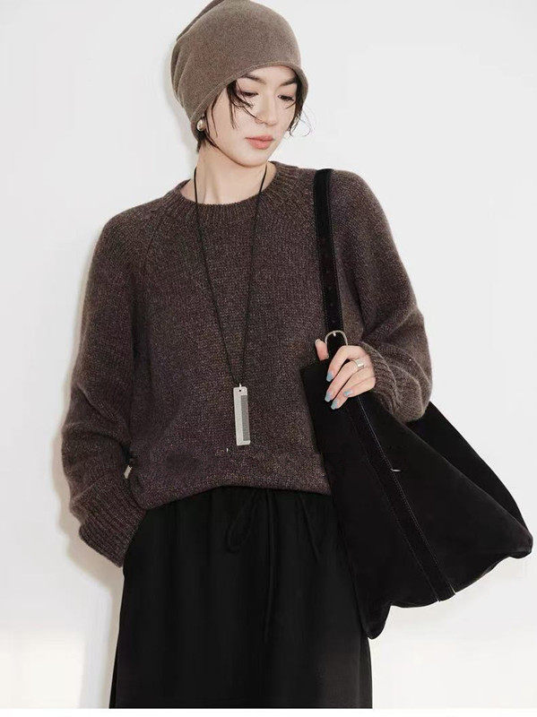 2025年秋季常规款通勤套头长袖时尚百搭通勤，女装针织衫/毛衣，半城羊绒