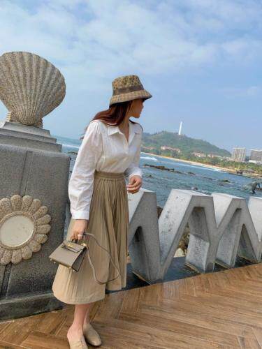 【现货】设计款不规则压轴半裙，女装半身裙，郭郭家