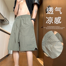 军绿色