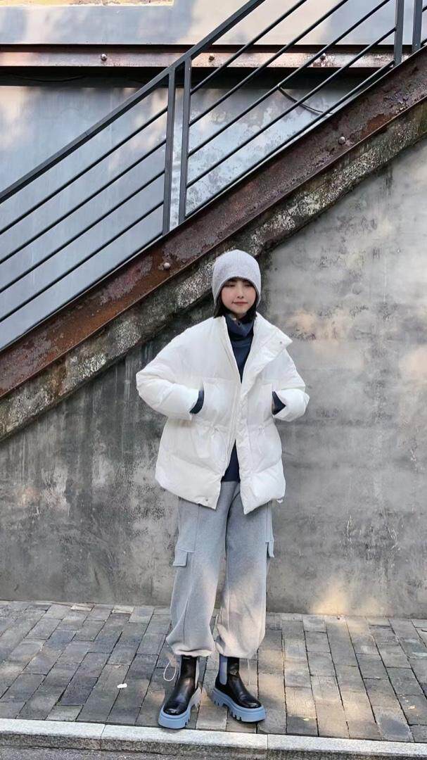 冬季新款羽绒服，女装羽绒服，初唯