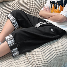 黑色