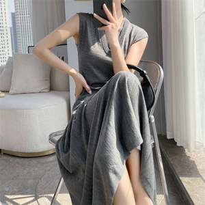 新款纯色针伞裙时尚百搭简约风图片