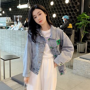 绿色牛仔短外套女港风设计感廓形时髦夹克时尚韩版小清新上衣图片