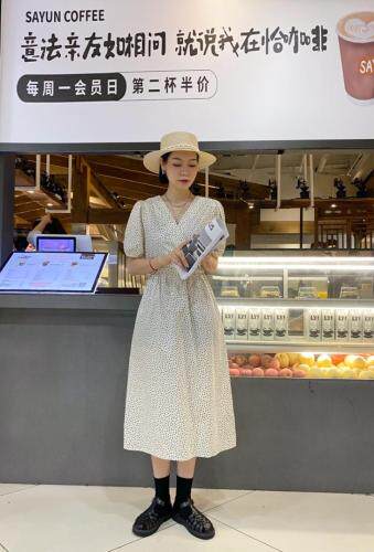 夏季新款花连衣裙，女装连衣裙，日の谷