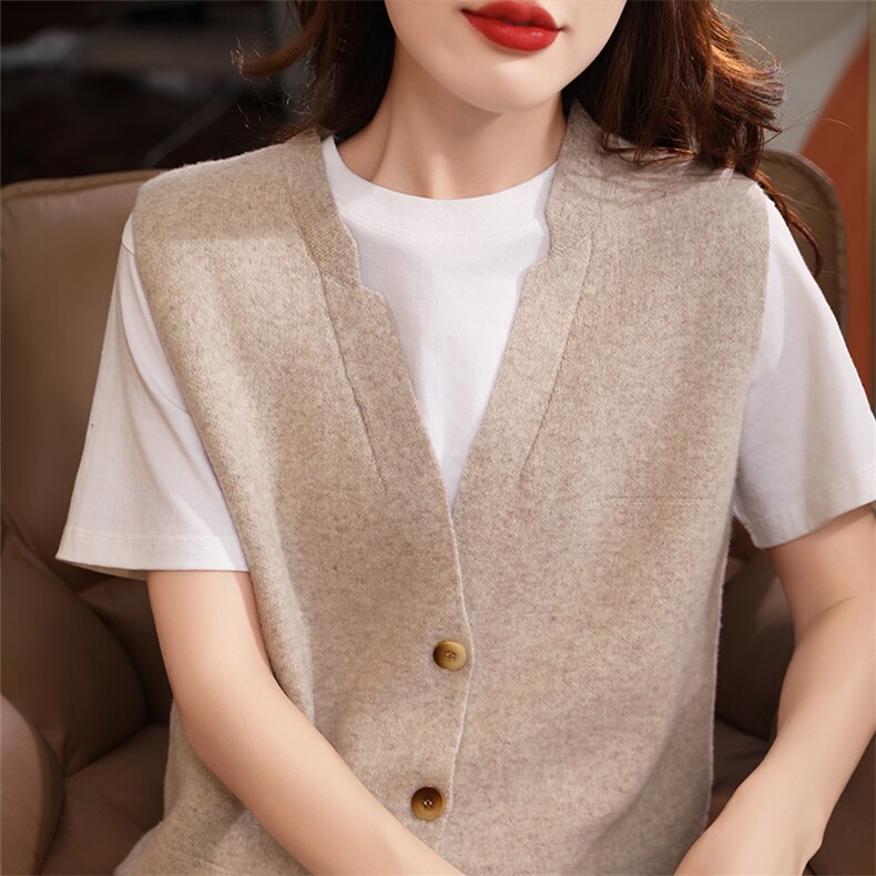 2024秋季新款纯色V领单排扣开衫休闲百搭,女装马甲,美雪羊绒