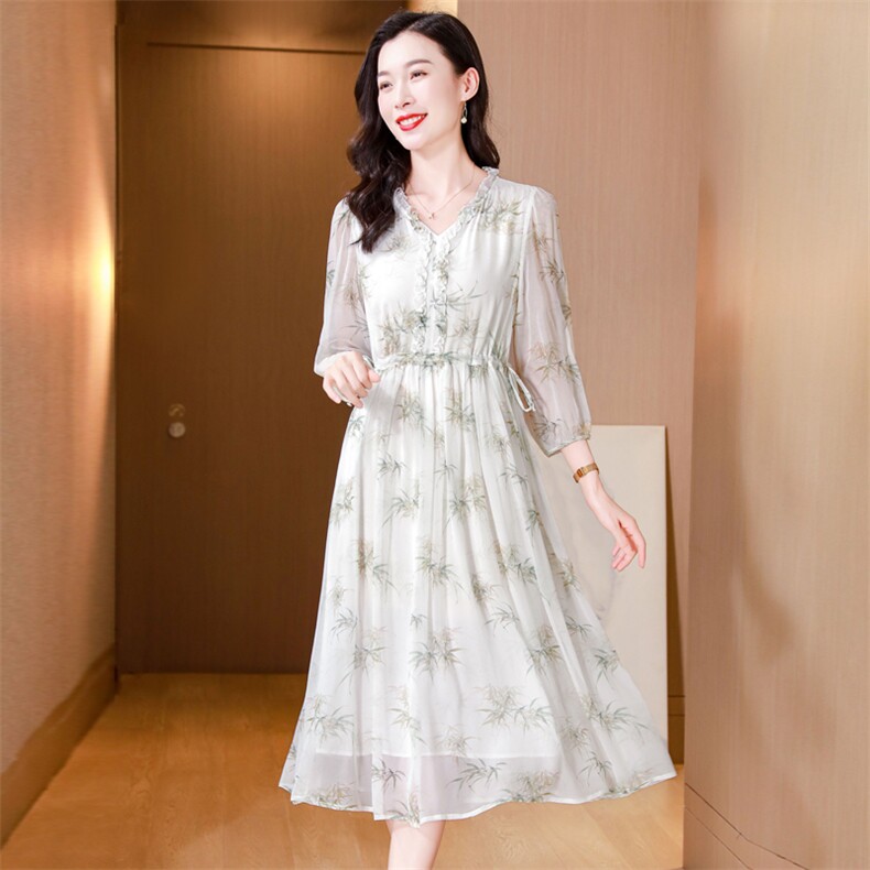 妈妈气质V领白色真丝连衣裙女春夏2025新款海边度假显瘦桑蚕丝裙,女装连衣裙,阿舍尔精品