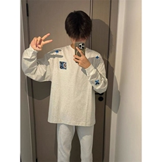 白灰色