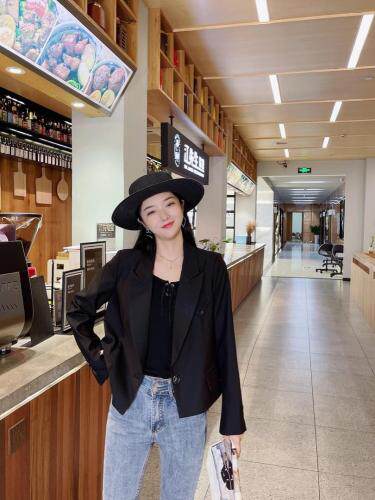 秋季新款时尚短款西服，其它，韩衫衣社