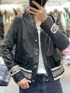 2022秋季新款欧货时尚潮流高级感短款外套图片
