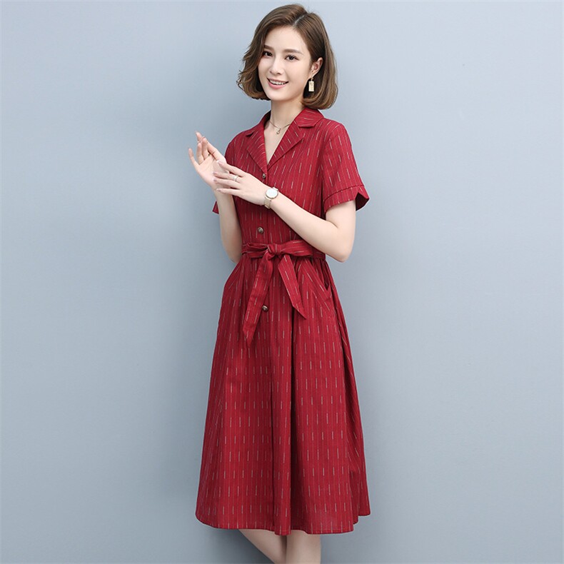 2021夏季新款简约气质V领单排扣系带收腰显瘦修身连衣裙,女装连衣裙,丽影随形