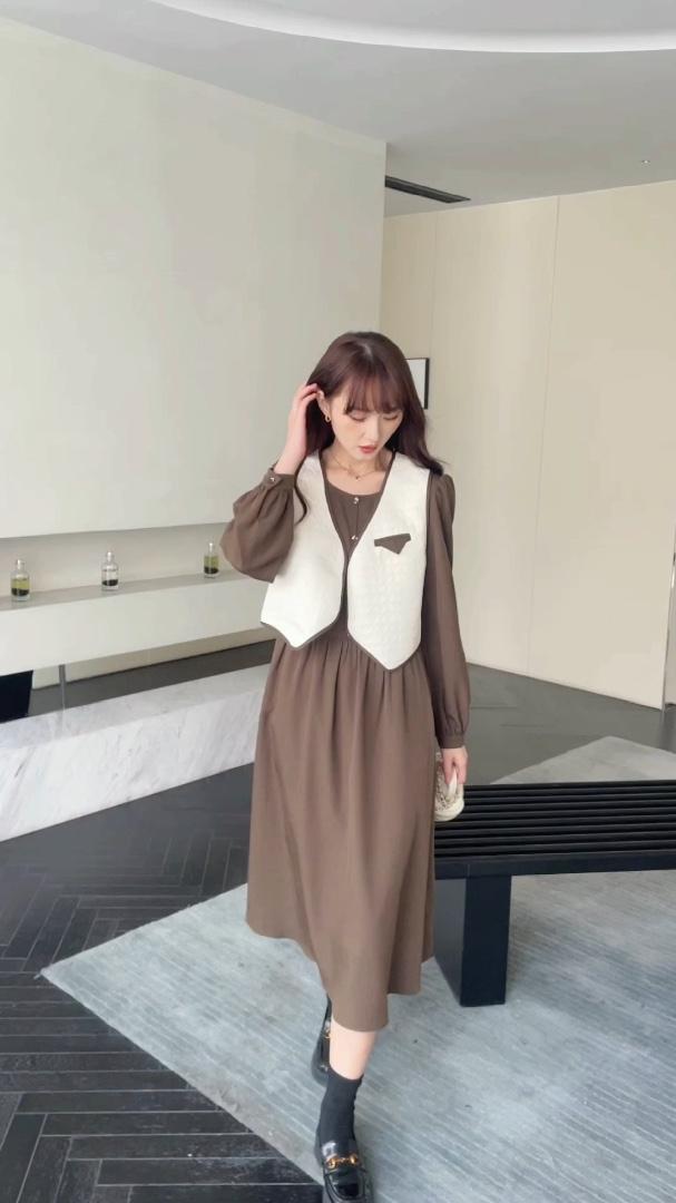 【现货】2023春季新款连衣裙森系风气质两件套,女装连衣裙,主莱依