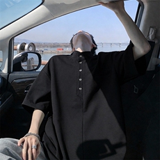 黑色