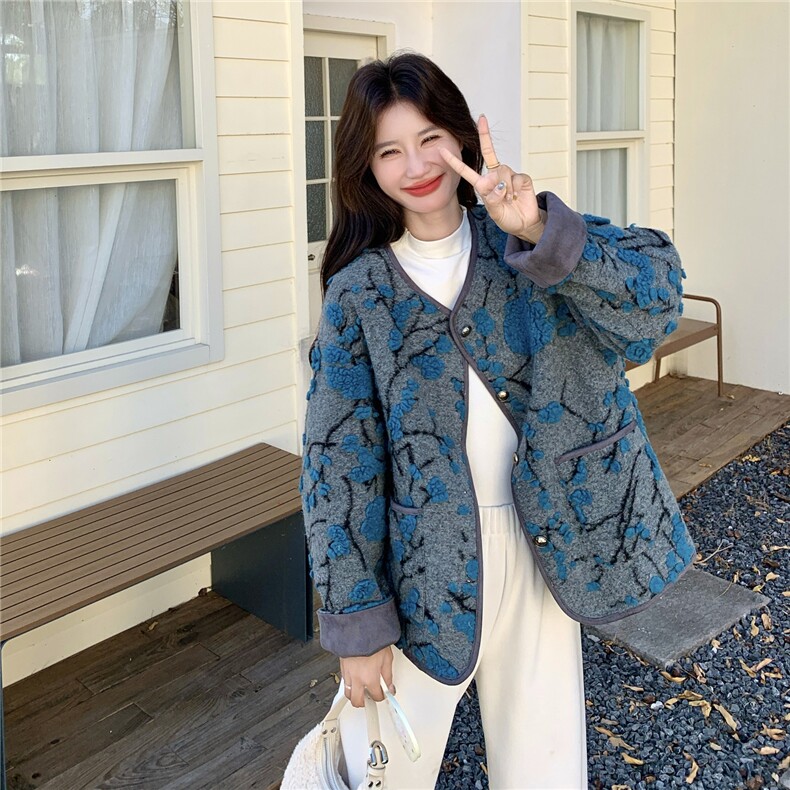 新中式风刺绣短外套女2025冬新款设计感小众圆领开衫小个子超好看,女装羽绒服,2C057